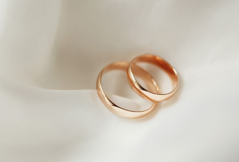 wedding rings on silk